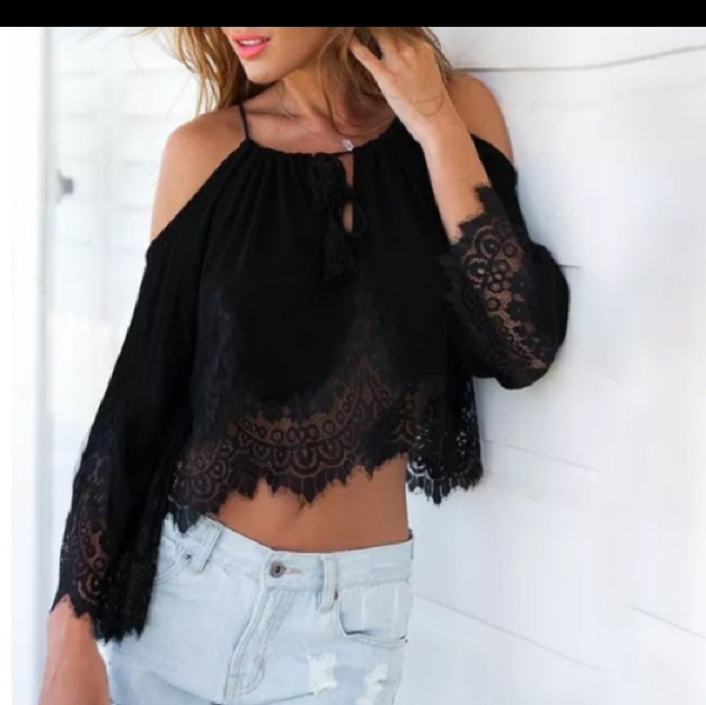 SALE🎊🎉 NEW Shear Chiffon Black Lace Crop Top - Picture 2 of 8